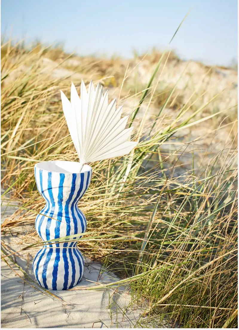 Handbemalte Vase aus Zellstoff