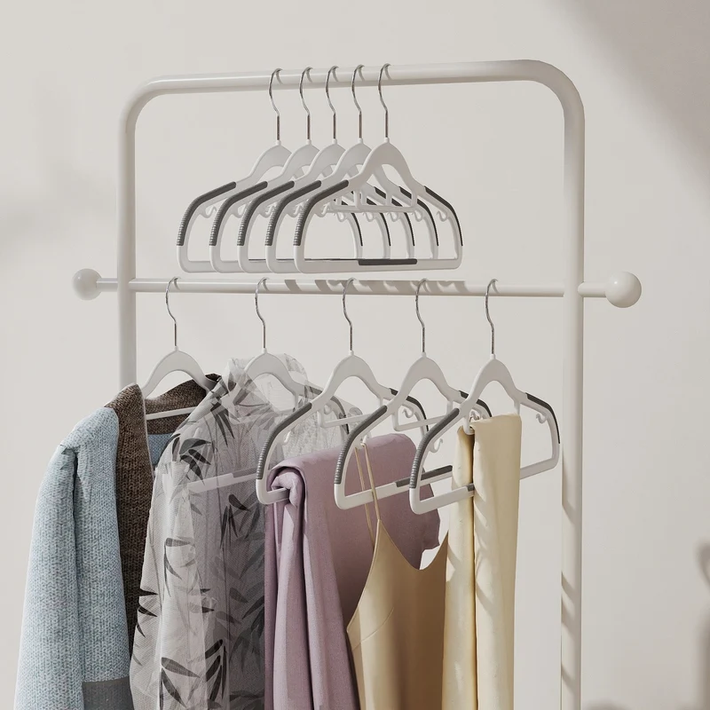 Kleiderbügel aus Kunststoff mit Anti-Rutsch-Design