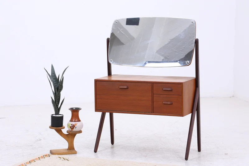 Ølholm Møbelfabrik Frisiertisch | Teak | Danish Design