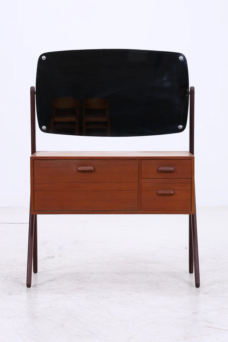 Ølholm Møbelfabrik Frisiertisch | Teak | Danish Design