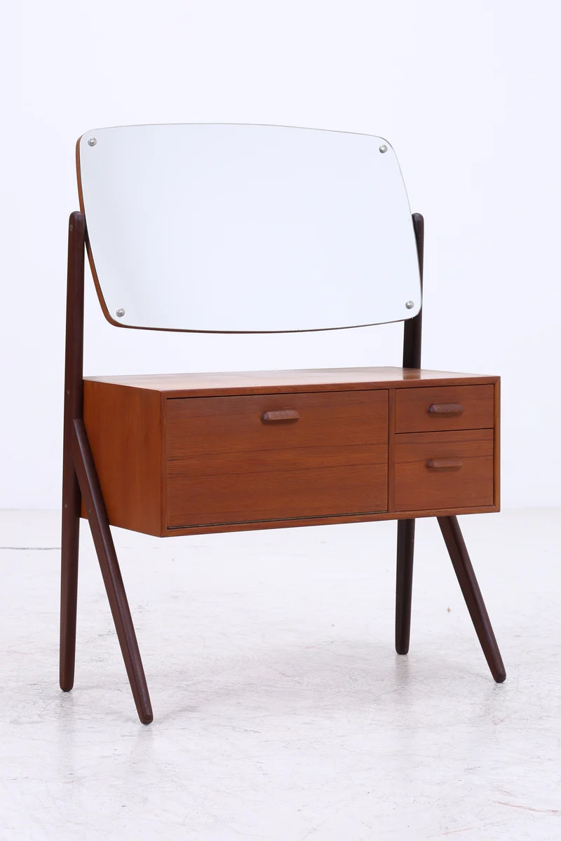 Ølholm Møbelfabrik Frisiertisch | Teak | Danish Design