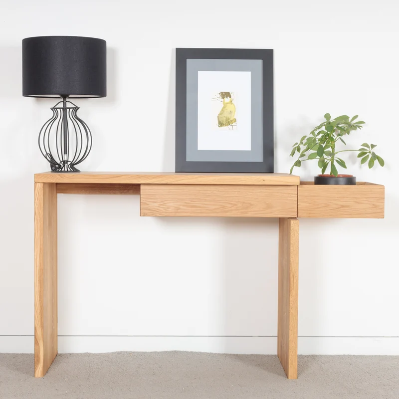 WINDSOR console