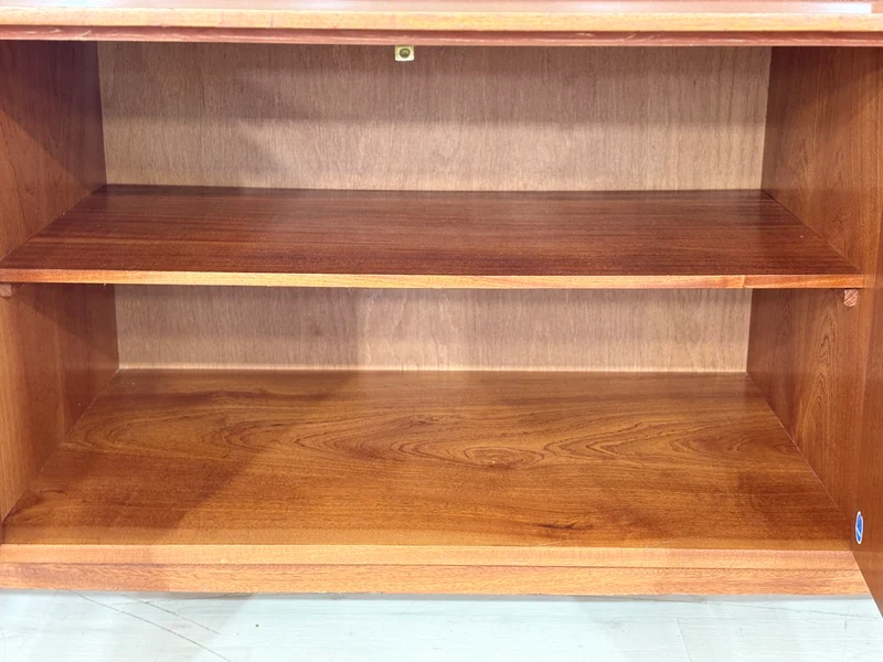 Schönes Vintage Highboard / Barschrank / Sideboard / Geschirrschrank