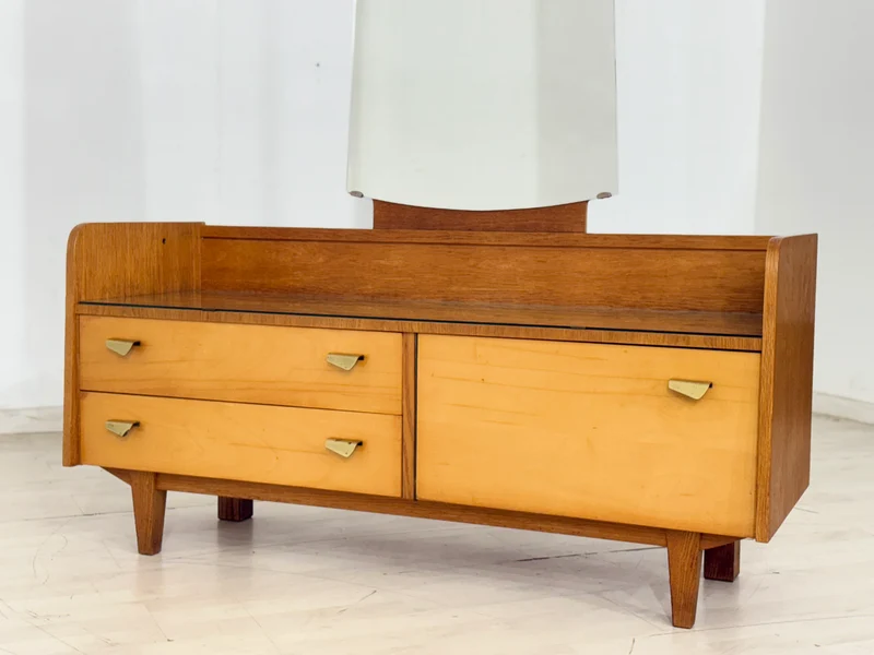 Vintage Kommode / Sideboard / Frisierkommode / Flurschrank / Schlafzimmerschrank