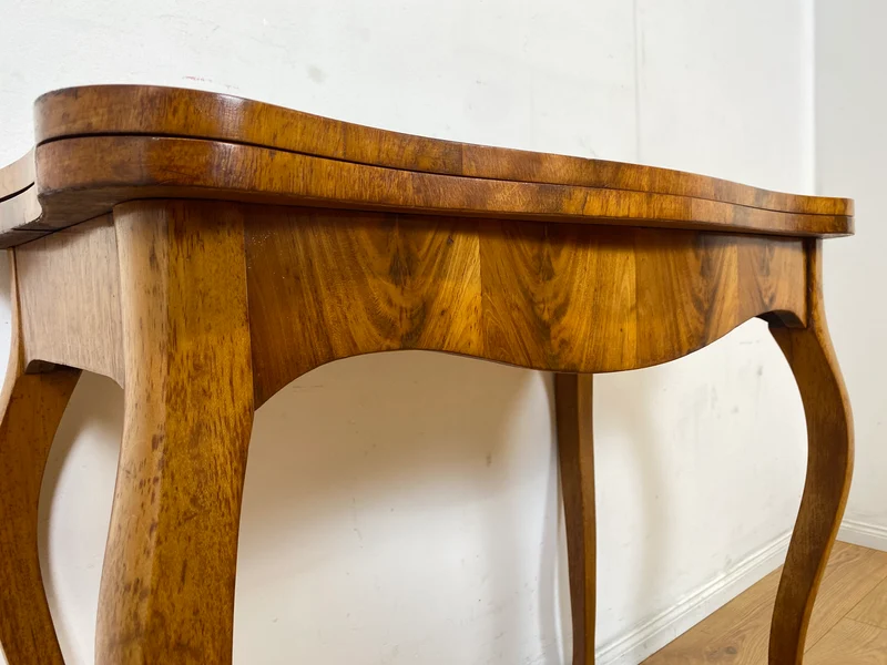 Eleganter aufklappbarer antiker Spieletisch in edlem Walnuss I Tisch Konsolentisch Konsole Esstisch Küchentisch Spieltisch Schreibtisch Jugendstil Chippendale Vintage I