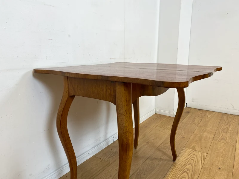 Eleganter aufklappbarer antiker Spieletisch in edlem Walnuss I Tisch Konsolentisch Konsole Esstisch Küchentisch Spieltisch Schreibtisch Jugendstil Chippendale Vintage I