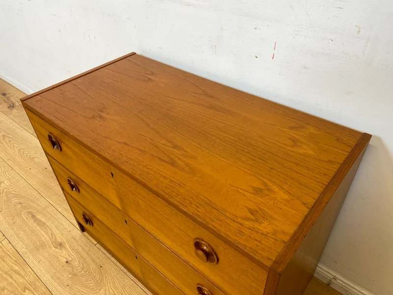 Stilvolle & sehr gut erhaltene skandinavische Kommode in Teakholz mit Schubladen & Holzgriffen I Schubladenkommode Sideboard Wäschekommode 60er 70er Vintage Danish Design I