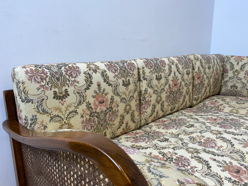 WMK I Wunderschönes antikes Ecksofa mit floralem Bezug , Wiener Geflecht und Federkern (Kopie)