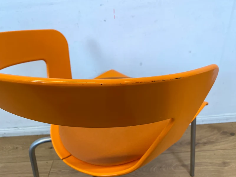 Oranger stapelbarer Stuhl Ibis von Metalmobil Arrredo aus Kunststoff I Stapelstuhl Stapelstühle Plastikstuhl Küchenstuhl Balkonstuhl Konferenzstuhl Bistrostuhl Gastro Space Age Stil I