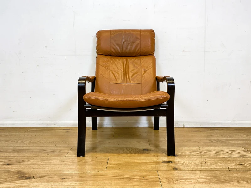 Stilvoller und gemütlicher skandinavischer Mid-Century Sessel mit Bugholzrahmen und braunem Echtleder Bezug I Ledersessel Loungesessel Lesesessel Freischwinger Leder Vintage I