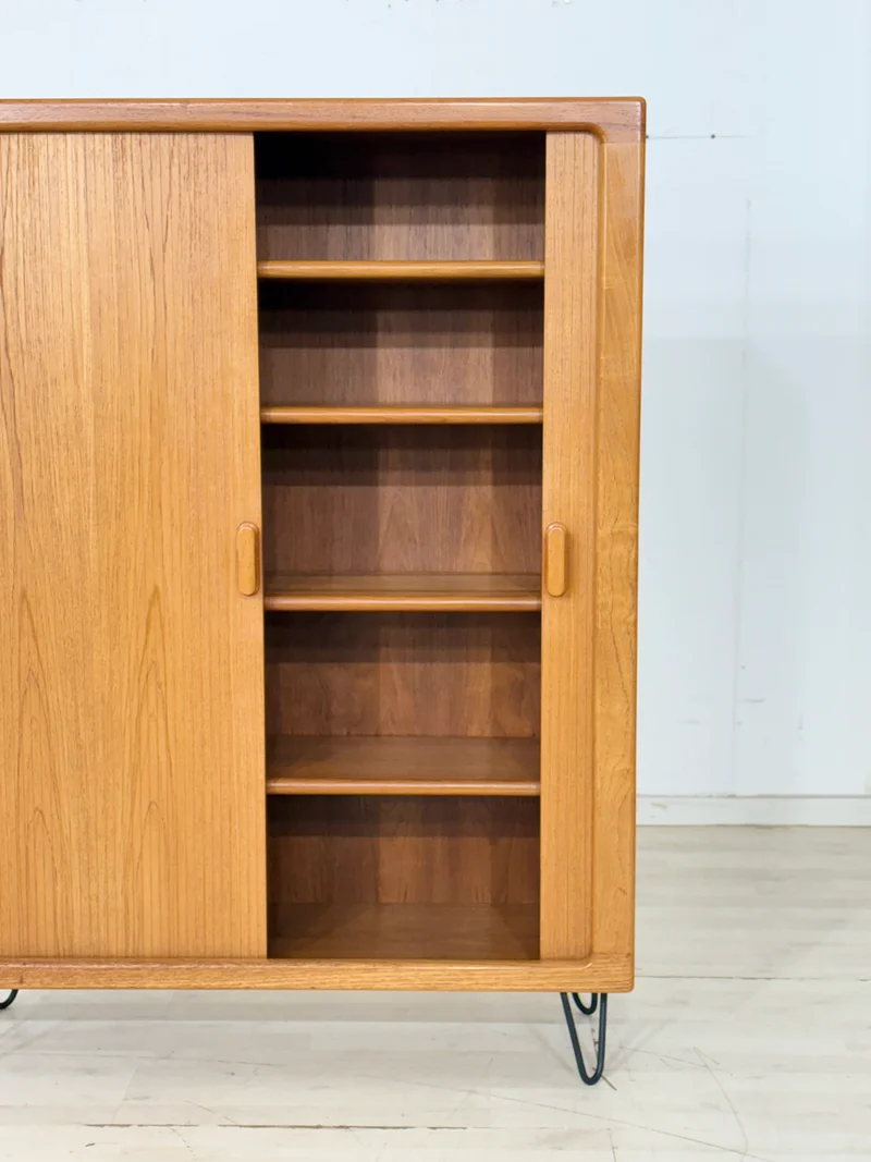 Drylund Teak Schrank / Jalousietür Wäscheschrank / Vintage Highboard