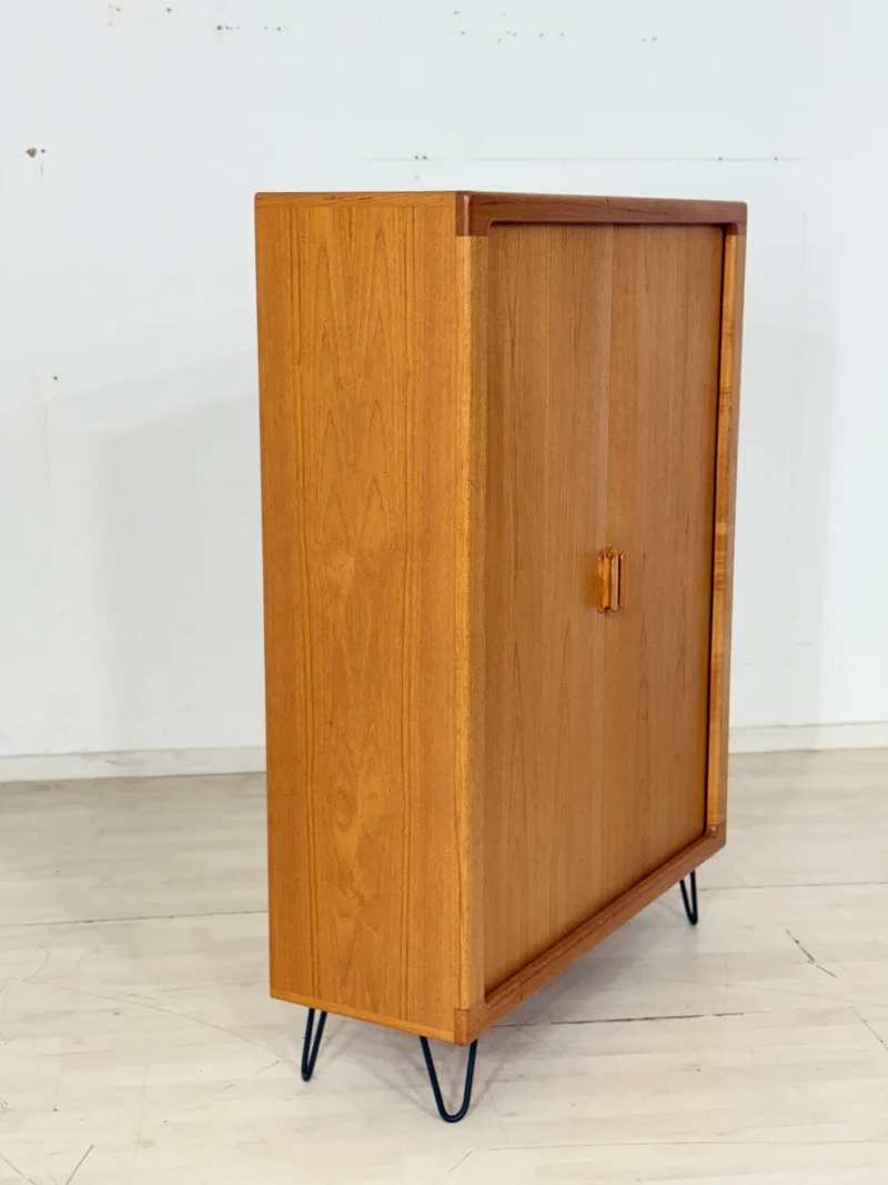 Drylund Teak Schrank / Jalousietür Wäscheschrank / Vintage Highboard