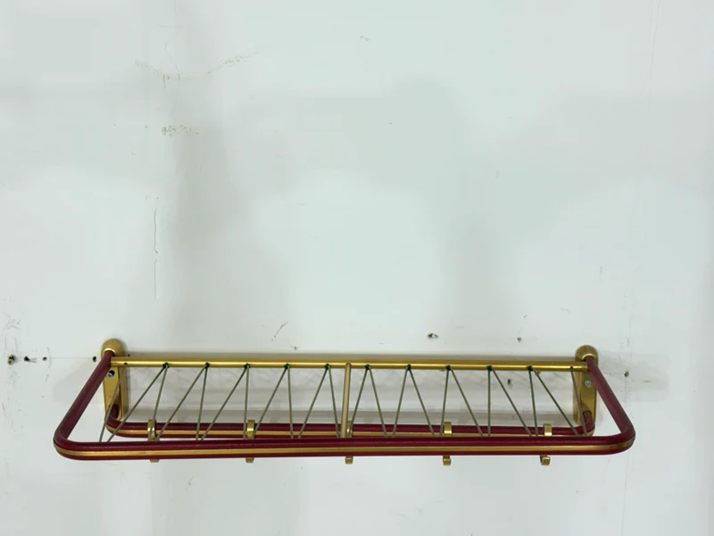 Mid-Century Design / stilvolle Wandgarderobe / 60er Jahre / Vintage-Kleiderständer