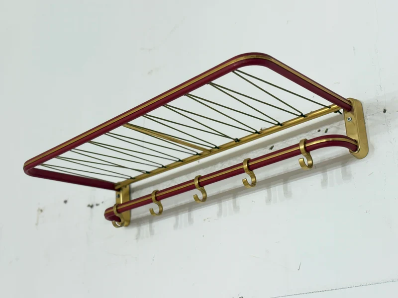 Mid-Century Design / stilvolle Wandgarderobe / 60er Jahre / Vintage-Kleiderständer