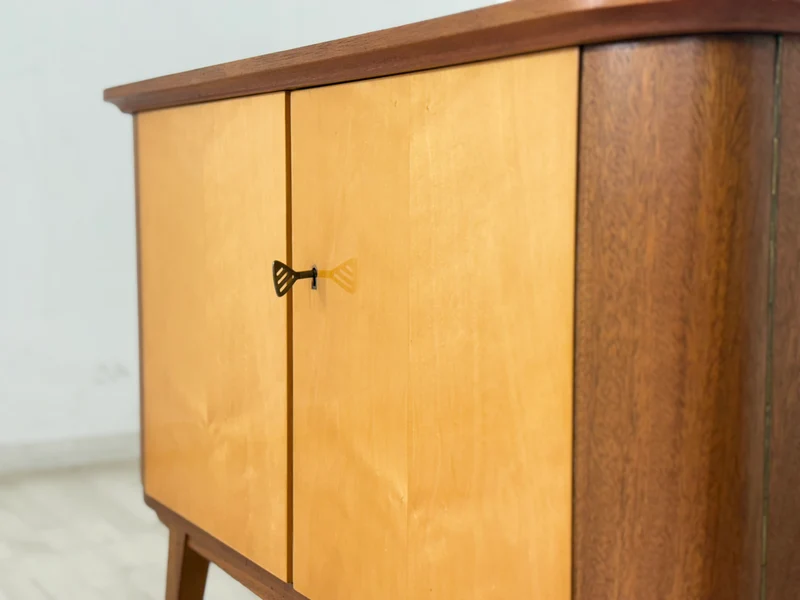 Mid-Century Kommode / Sideboard / Vintage Barschrank – 60er Jahre