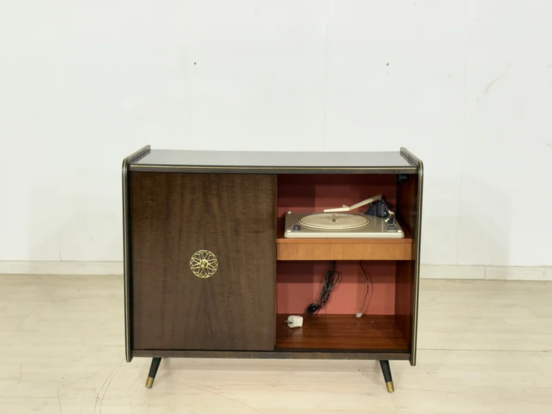 Mid-Century Barschrank / Vintage Plattenspieler / 60er Jahre Kommode