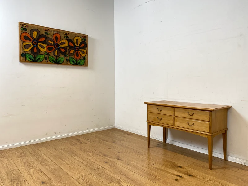 Hochwertige helle Mid-Century Kommode aus vollem Holz mit Schubladen & Messinggriffen I Sideboard Anrichte Schubladenkommode Schrank Wäschekommode Flurkommode Vintage 50er 60er