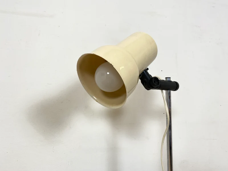 Skandinavische Space Age Stehlampe von Nordlux in Weiß mit zwei verstellbaren Leuchten I Stehleuchte Lampe Leselampe Licht Pop Art Retro Vintage Mid-Century 60er 70er I