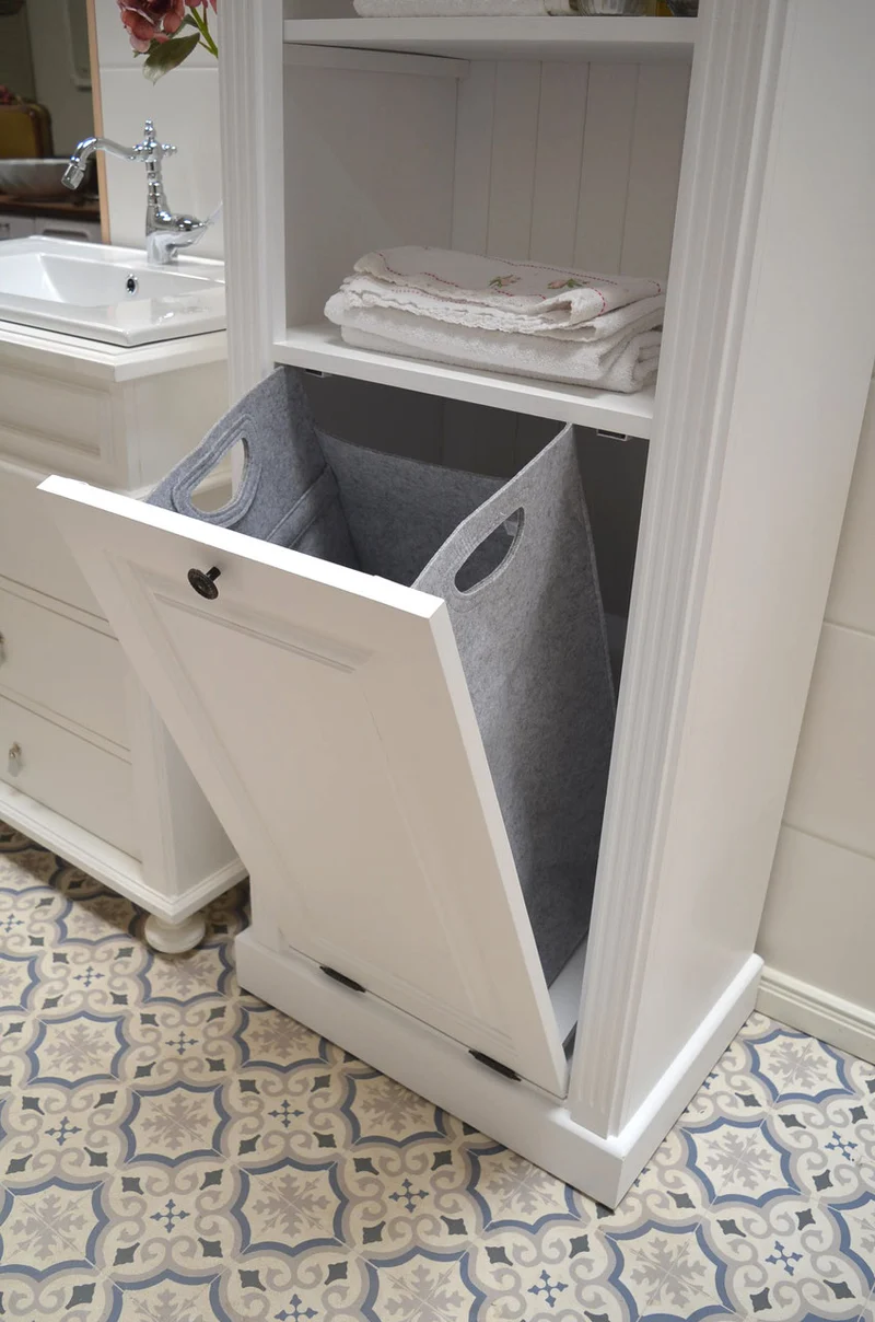 Laundry - Wäscheschrank im Gründerzeit-Stil
