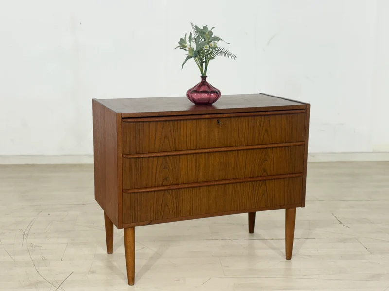Mid-Century Kommode / Teak Schrank / Vintage Waschkommode / Wohnzimmerschrank