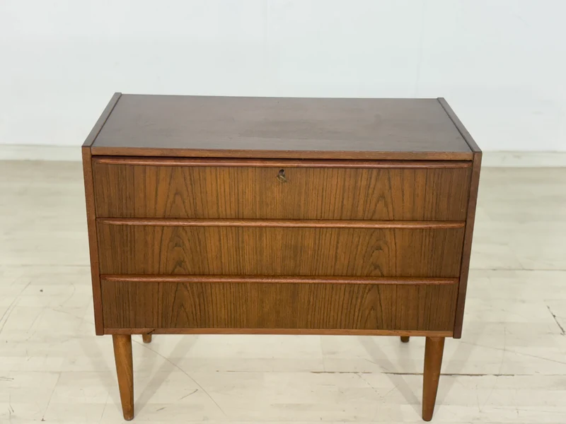 Mid-Century Kommode / Teak Schrank / Vintage Waschkommode / Wohnzimmerschrank