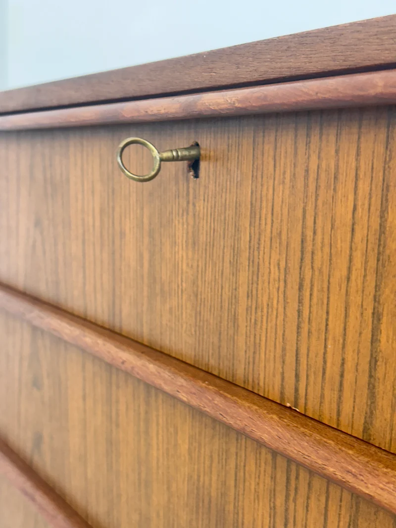 Mid-Century Kommode / Teak Schrank / Vintage Waschkommode / Wohnzimmerschrank