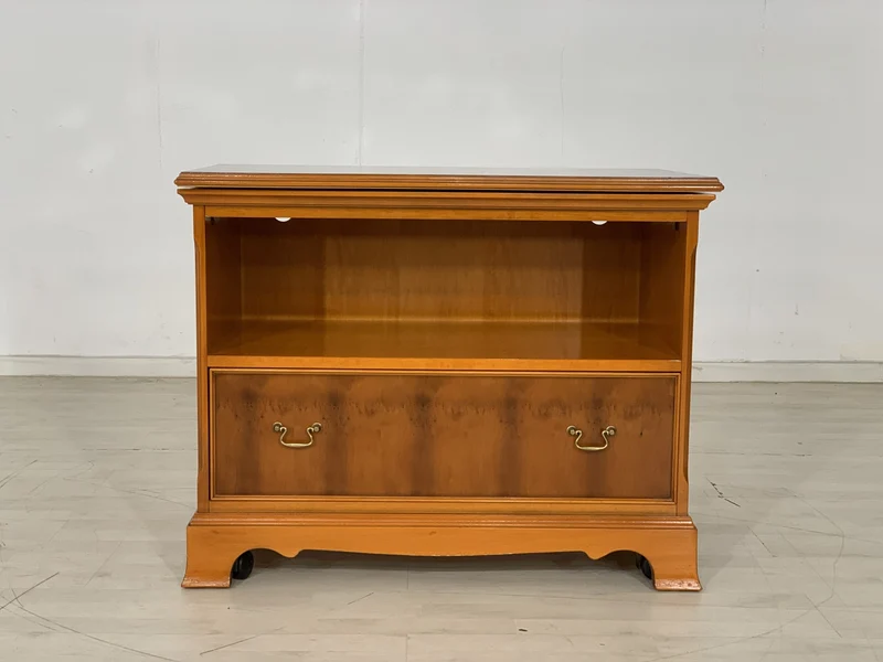 MID CENTURY KOMMODE SCHRANK FLURSCHRANK VINTAGE