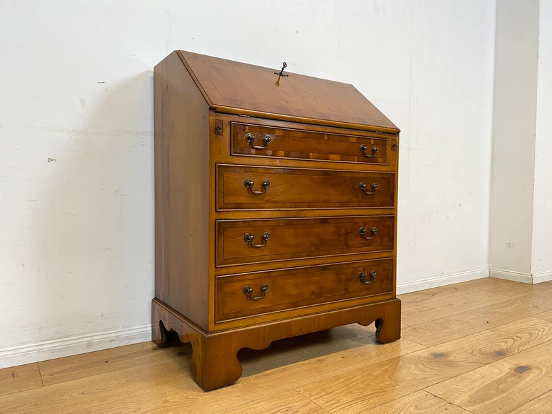 Hübscher Vintage Sekretär in englischem Stil mit stabiler Schreibklappe und Lederschreibunterlage I Schreibkommode Schreibschrank Schreibtisch Kommode Schubladenkommode Regency