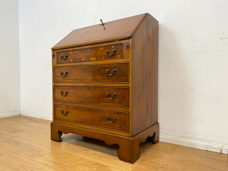 Hübscher Vintage Sekretär in englischem Stil mit stabiler Schreibklappe und Lederschreibunterlage I Schreibkommode Schreibschrank Schreibtisch Kommode Schubladenkommode Regency