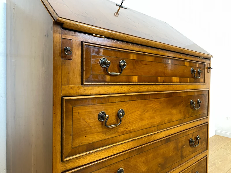 Hübscher Vintage Sekretär in englischem Stil mit stabiler Schreibklappe und Lederschreibunterlage I Schreibkommode Schreibschrank Schreibtisch Kommode Schubladenkommode Regency