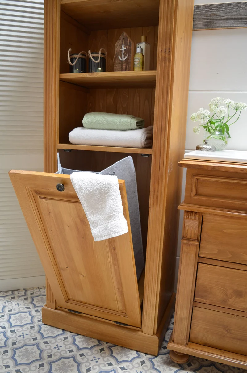 Arvid - Landhaus-Wäscheschrank im Gründerzeit-Stil