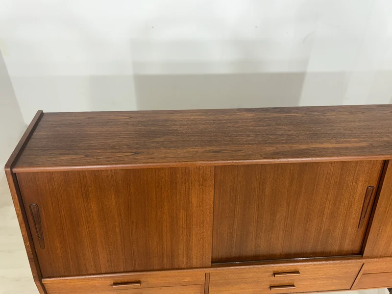 Mid-Century Highboard / Teak Schrank / Barschrank / Wohnzimmerschrank / Vintage Sidebaord