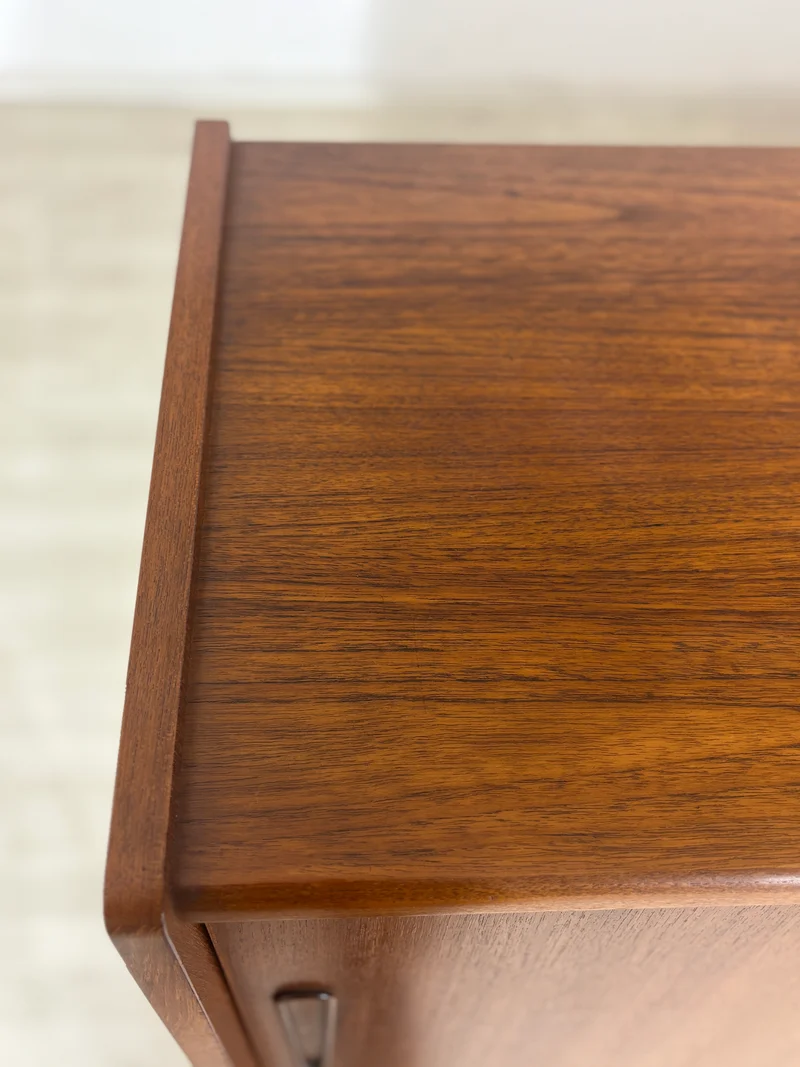Mid-Century Highboard / Teak Schrank / Barschrank / Wohnzimmerschrank / Vintage Sidebaord
