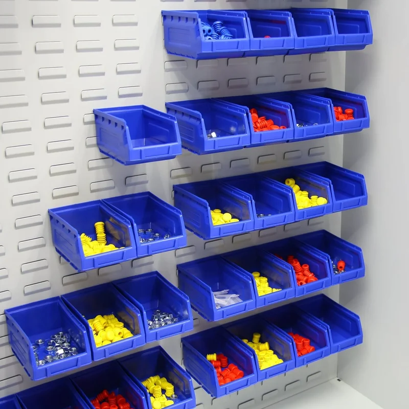 Werkstattschrank mit Lochwand für Kleinteil-Boxen