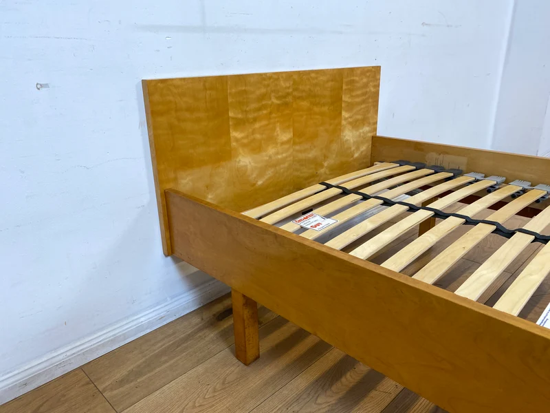 WMK I Stilvolles helles Mid-Century Einzelbett von VEB Hellerau aus 1965 mit verstellbarem 90x190 cm Lattenrost