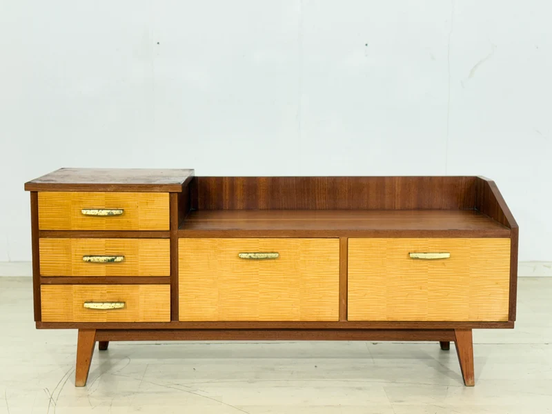 Sehr schöne Vintage Kommode / Sideboard / Frisierkommode / Flurschrank / Schlafzimmerschrank