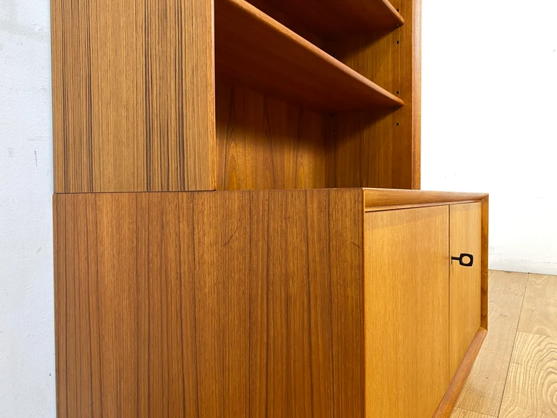 Schöner hoher modularer Vintage Bücherschrank von Strobeck in skandinavischem Stil I Teakholz I Regal Bücherregal Holzregal Kommode Danish Design Mid-Century Vintage Teak 70er I
