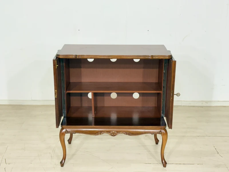 Antiker TV- & Phonoschrank im Barock-Stil / Kommode