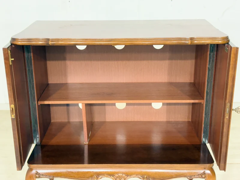 Antiker TV- & Phonoschrank im Barock-Stil / Kommode