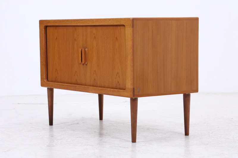 Silkeborg Kommode | Vintage Teak | Mid Century | 2 Türen | 1 Einlegeboden | Danish Design