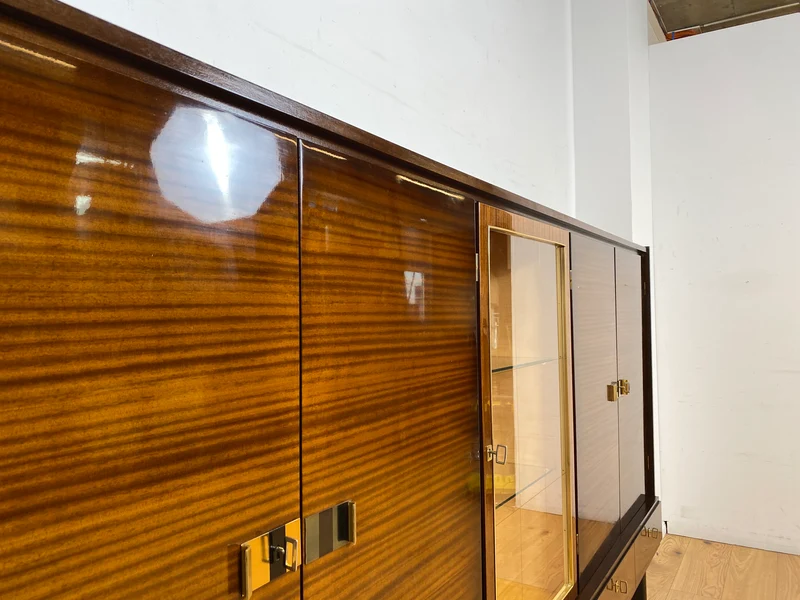 Besonders schöner dunkler Hochglanz Mid-Century Wohnzimmerschrank mit Vitrine und Schubladen I Schrankwand Highboard Sideboard Buffet Anrichte Wohnwand Vintage 50er 60er I