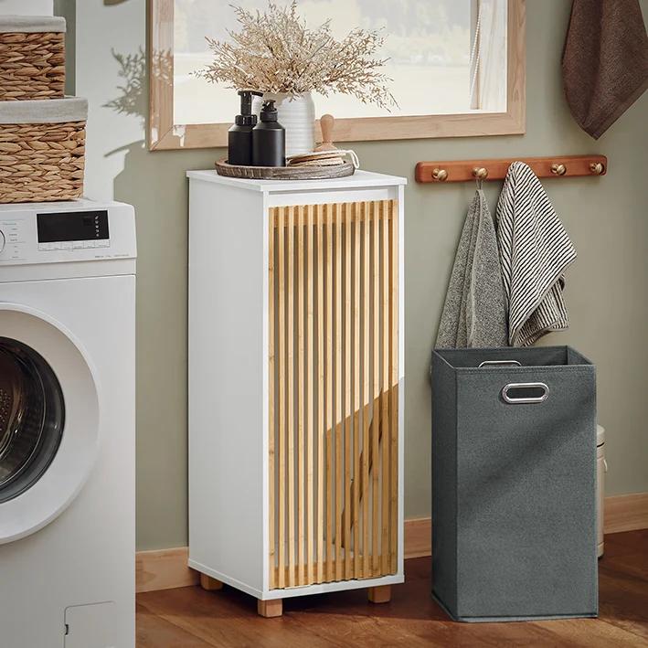 SoBuy | Wäscheschrank mit ausklappbarem Wäschesack | Wäschesammler | Badschrank | Weiß-Natur | BZR126-W