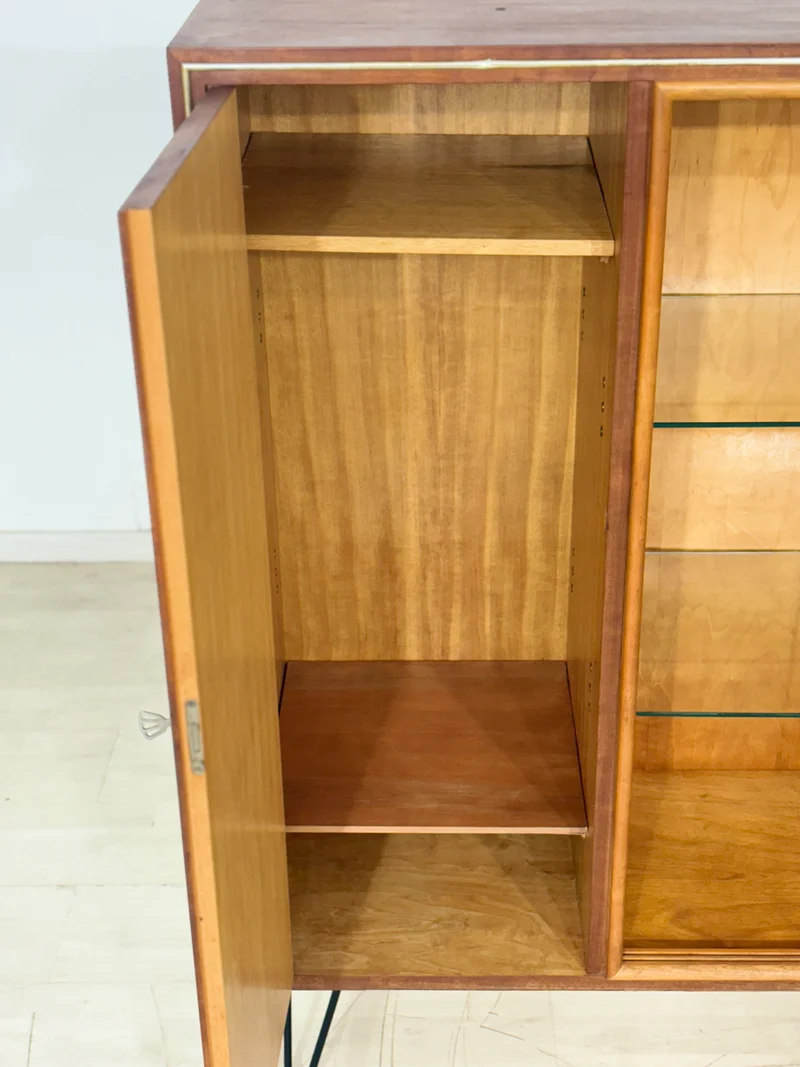 Mid-Century Highboard / Sideboard / Vitrine / Wohnzimmerschrank – 60er Jahre