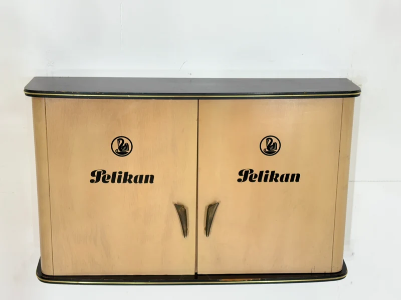 Schöner Vintage Pelikan Hängeschrank Wandschrank Hängevitrine Schrank Mid Century
