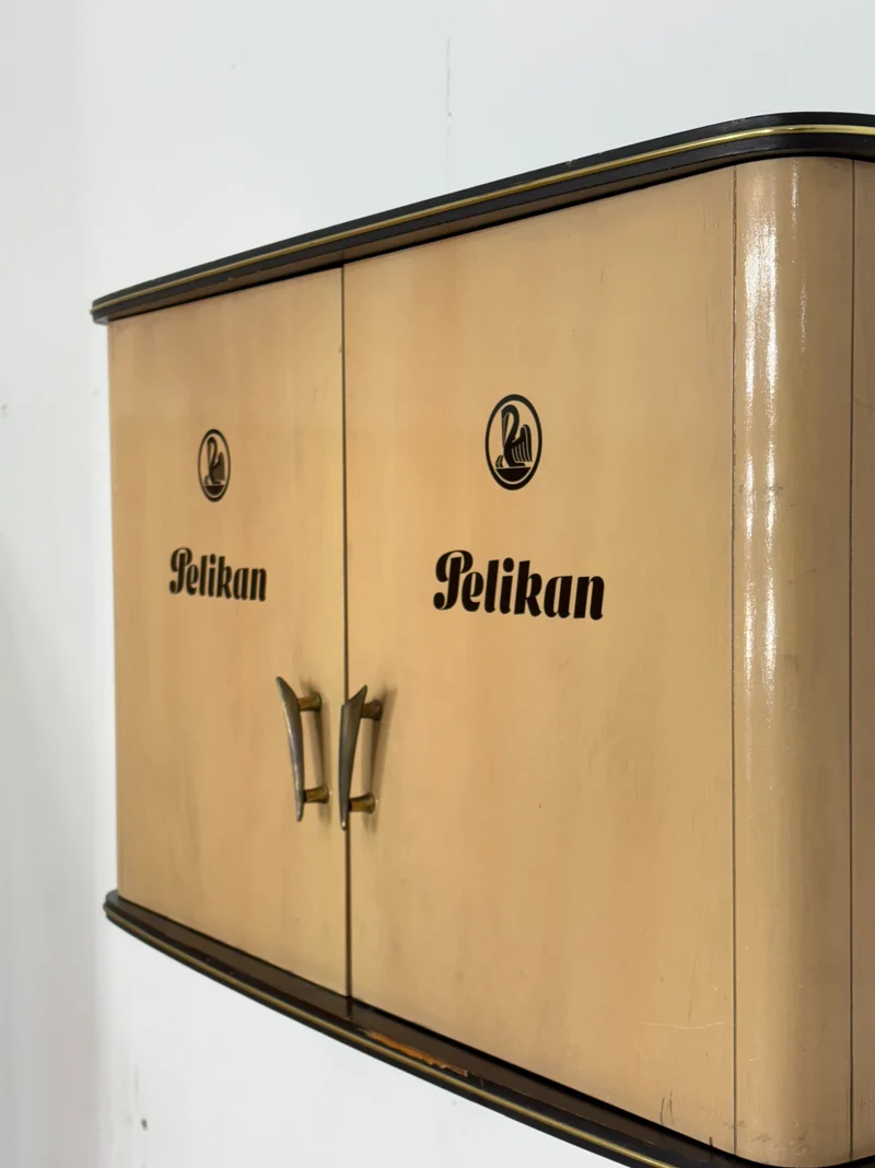 Schöner Vintage Pelikan Hängeschrank Wandschrank Hängevitrine Schrank Mid Century