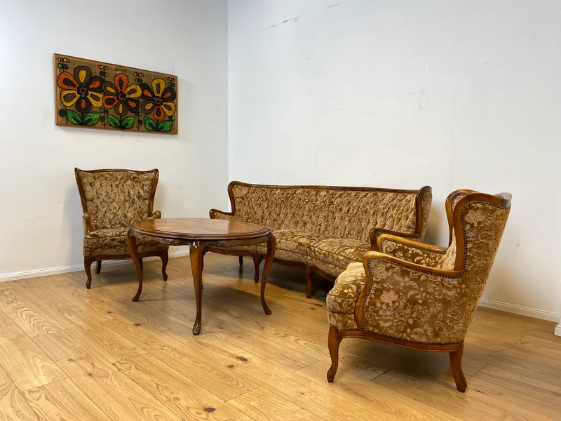 Wunderschöner und sehr gut erhaltener handverzierter Chippendale Couchtisch mit feinen Intarsien I Wohnzimmertisch Coffee Table Salontisch Sitzgarnitur Stilmöbel Vintage I