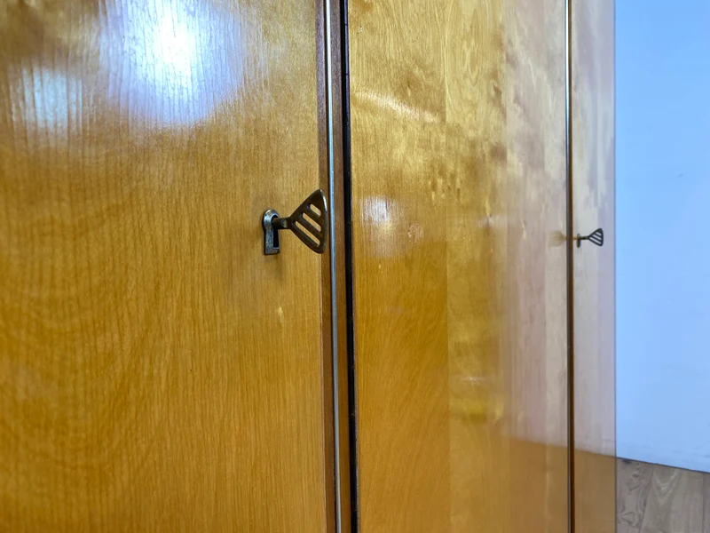 Stilvoller und gut erhaltener Mid-Century Kleiderschrank mit guter Aufteilung I Schrank Schlafzimmerschrank Wäscheschrank Wardrobe Rockabilly Vintage 50er 60er Retro I