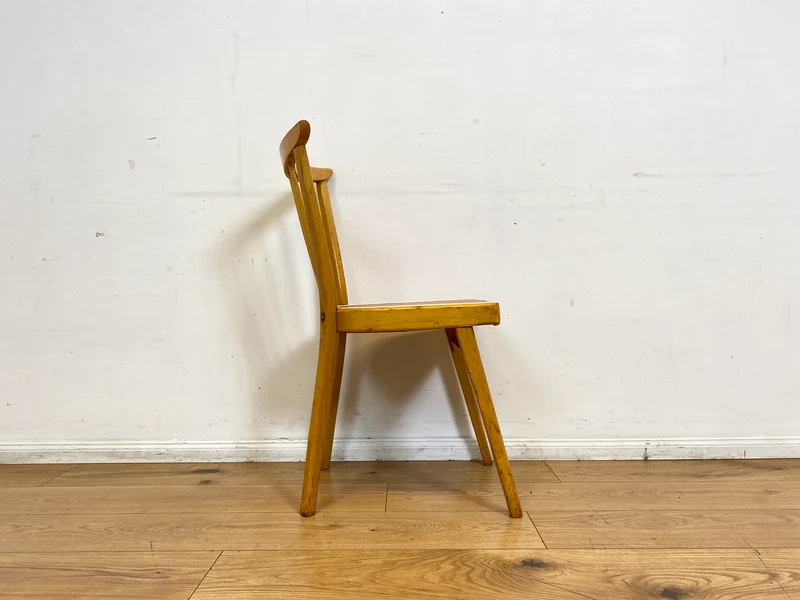 Formschöner und stabiler heller Mid-Century Sprossenstuhl aus Buchenholz mit rotem Kunstleder Sitz I Stuhl Holzstuhl Esszimmerstuhl Küchenstuhl 50er 60er Vintage I (Kopie)