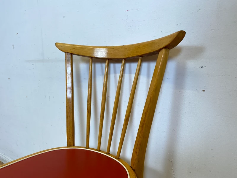 Formschöner und stabiler heller Mid-Century Sprossenstuhl aus Buchenholz mit rotem Kunstleder Sitz I Stuhl Holzstuhl Esszimmerstuhl Küchenstuhl 50er 60er Vintage I (Kopie)