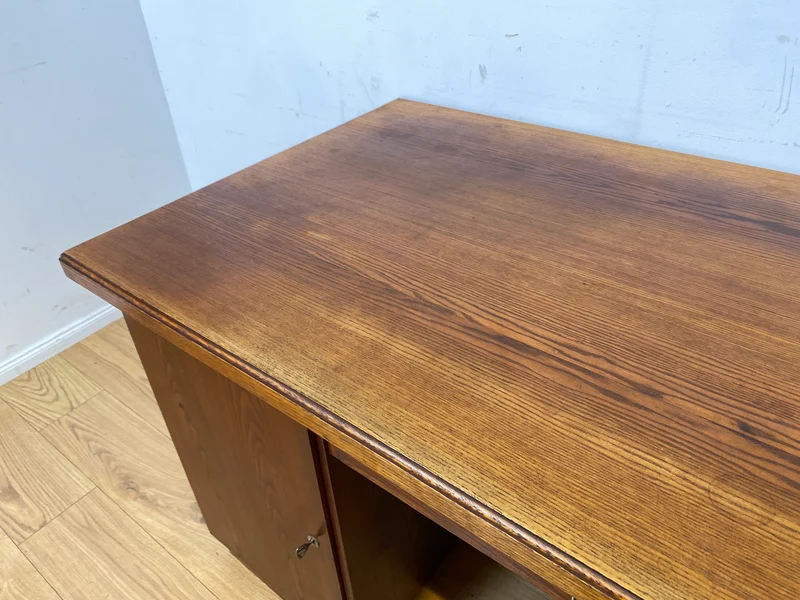 Sehr schöner freistehender 30er Jahre Art Deco Schreibtisch aus vollem Holz in Eiche mit Regal Rückseite I Arbeitstisch Bürotisch Writing Desk Antik Vintage Mid-Century I